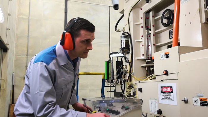Staff Profile: Damian Knoll